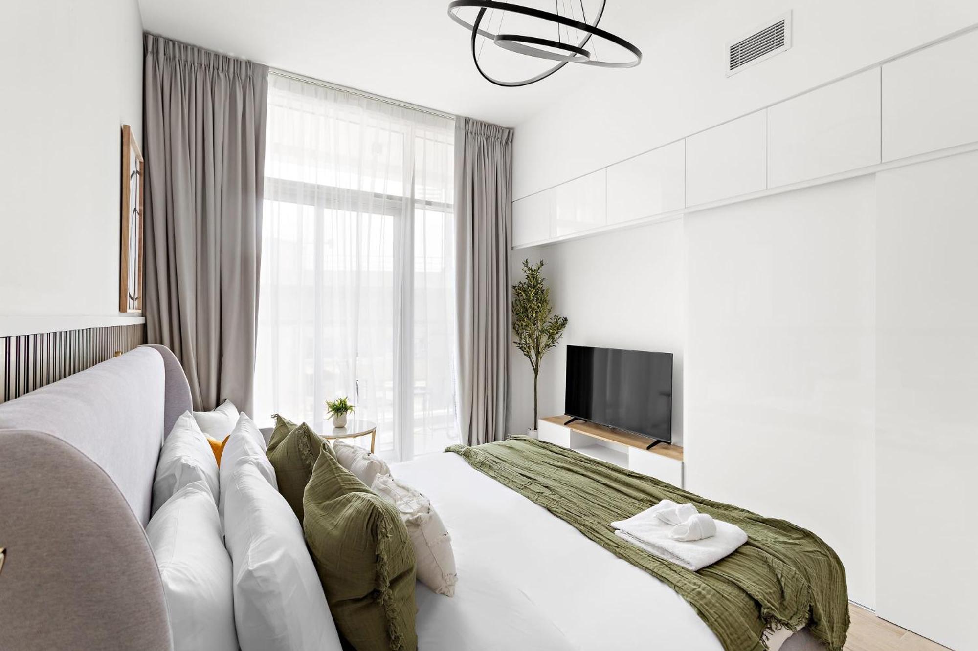 Silkhaus Chic In Heart Of Marina Dubai